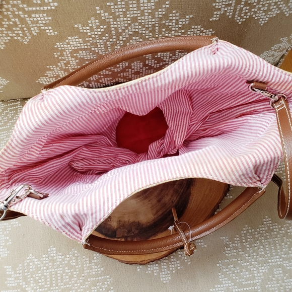 TOMMY HILFIGER | STRAW CROSSBODY CONVERTIBLE BAG - Picture 9 of 11